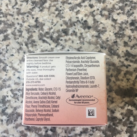 Aveeno Ultra-Calming Night Cream - Picture 5 of 10